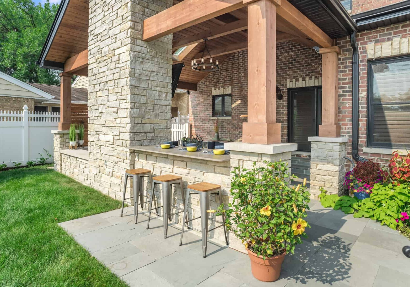 Our bar islands are the perfect addition for those who love to entertain, providing a stylish and functional focal point for outdoor gatherings.  